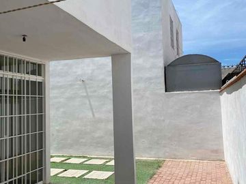 CASA EN VENTA EN RESIDENCIAL EL DORADO, SALIA A SILAO, PUERTO INTERIOR,FRACC. PRIVADO, EN LEÓN GTO