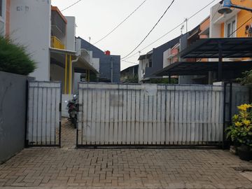 RUMAH DIJUAL 2 LANTAI READY STOK DI JATIASIH BEKASI