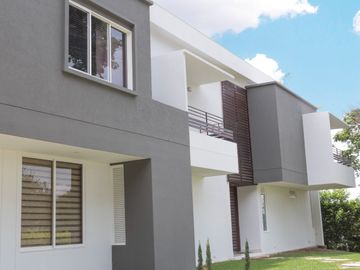 VENTA  CASA -  JAMUNDI - MODERNA