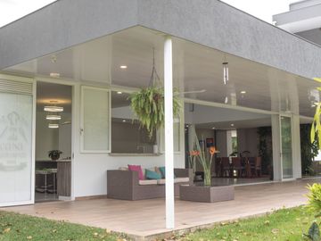 VENTA  CASA -  JAMUNDI - MODERNA
