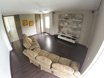 VENTA  CASA -  JAMUNDI - MODERNA
