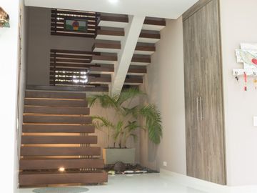 VENTA  CASA -  JAMUNDI - MODERNA