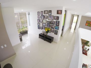 VENTA  CASA -  JAMUNDI - MODERNA