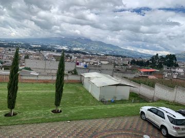VENTA TERRENOS EN CAYAMBE