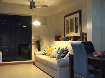 Flair Towers 2 Bedroom w/ Balcony by DMCI Homes