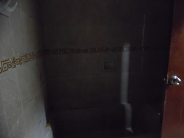 DPTO. COMODO Y AMPLIOA EN SAN JUAN DE MIRAFLORES A UNAS CUADRAS DEL TREN ELECTRICO