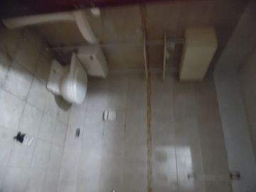 DPTO. COMODO Y AMPLIOA EN SAN JUAN DE MIRAFLORES A UNAS CUADRAS DEL TREN ELECTRICO