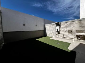 Casa en venta en privada cerrada en Zibata Queretaro