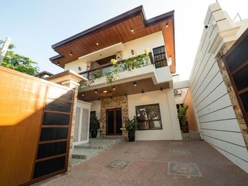 5BR Resort House and Lot for Sale at Prime Subdivision Area (Pansol, Los Banos, Laguna)