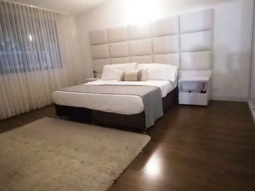 VENTA DE HERMOSA CASA LA FLORA