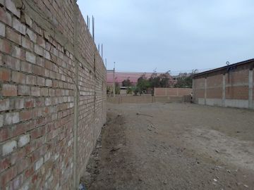 Terreno industrial con titulo en Puente Piedra zapallal