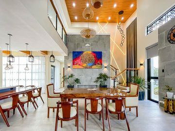 For sale: House in Tagaytay, Cavite with Swimming pool, 6 Bedroom 6BR Airbnb Ready!