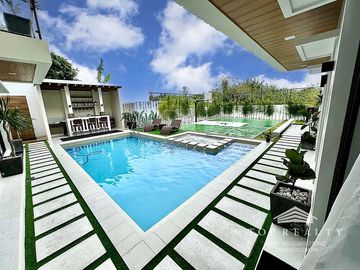For sale: House in Tagaytay, Cavite with Swimming pool, 6 Bedroom 6BR Airbnb Ready!