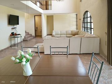 COMODA YFUNCIONAL CASA EN CLUB DE GOLF
