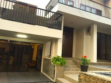 DISEWAKAN RUMAH (Siap Huni) DI  JL.KEMANG SELATAN JAKARTA SELATAN