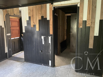 Casa en Barrio Comercial Cochrane Ideal Inversionista