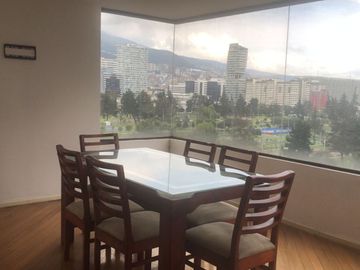 VENDO DE OPORTUNIDAD DEPARTAMENTO DUPLEX EN LA AVENIDA DE LA SHYRIS CON UNA VISTA ESPECTACULAR