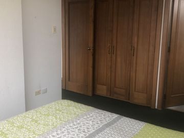 VENDO DE OPORTUNIDAD DEPARTAMENTO DUPLEX EN LA AVENIDA DE LA SHYRIS CON UNA VISTA ESPECTACULAR