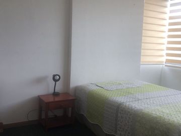 VENDO DE OPORTUNIDAD DEPARTAMENTO DUPLEX EN LA AVENIDA DE LA SHYRIS CON UNA VISTA ESPECTACULAR