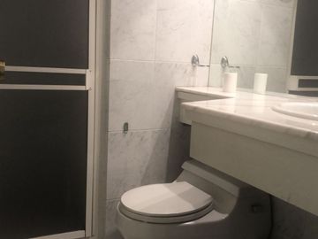 VENDO DE OPORTUNIDAD DEPARTAMENTO DUPLEX EN LA AVENIDA DE LA SHYRIS CON UNA VISTA ESPECTACULAR