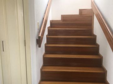 VENDO DE OPORTUNIDAD DEPARTAMENTO DUPLEX EN LA AVENIDA DE LA SHYRIS CON UNA VISTA ESPECTACULAR