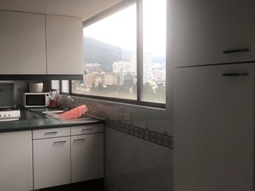 VENDO DE OPORTUNIDAD DEPARTAMENTO DUPLEX EN LA AVENIDA DE LA SHYRIS CON UNA VISTA ESPECTACULAR