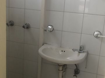 VENDO DE OPORTUNIDAD DEPARTAMENTO DUPLEX EN LA AVENIDA DE LA SHYRIS CON UNA VISTA ESPECTACULAR