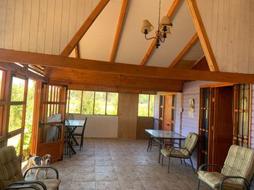 Se vende parcela 7.430 m2 con casa en Pelarco