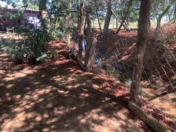 Se vende parcela 7.430 m2 con casa en Pelarco