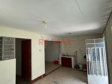 Hermosa Casa De Dos Pisos En Venta En Sullana. ID:1086561