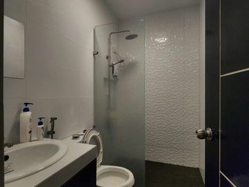 Pre-owned Fully Furnished 4-Bedroom House and Lot for sale in Sta. Rosa Laguna