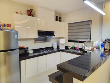Pre-owned Fully Furnished 4-Bedroom House and Lot for sale in Sta. Rosa Laguna