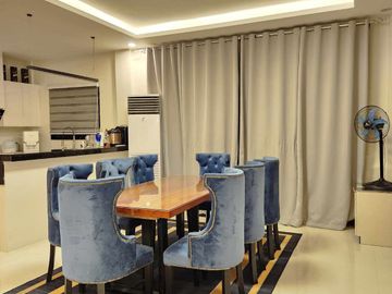 Pre-owned Fully Furnished 4-Bedroom House and Lot for sale in Sta. Rosa Laguna