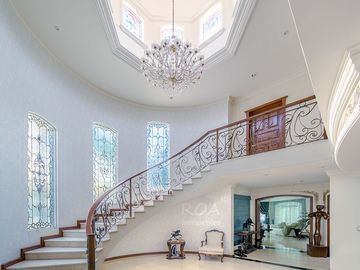 Puerta de Hierro: Hermosa Residencia en Coto Privado Zona Andares