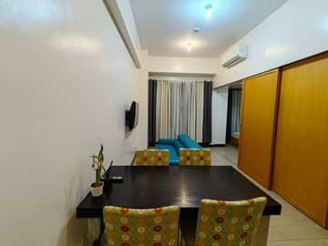 One (1)-Bedroom Condo Unit at Greenbelt Hamilton for SALE
