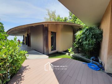 Luxury Beachfront Pool Villa @Chaam