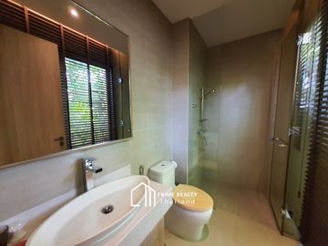 Luxury Beachfront Pool Villa @Chaam