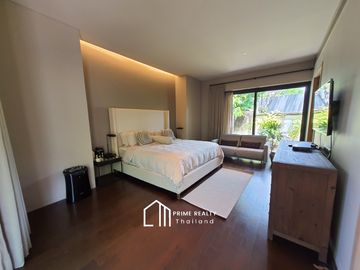 Luxury Beachfront Pool Villa @Chaam