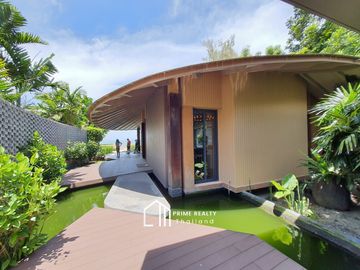 Luxury Beachfront Pool Villa @Chaam