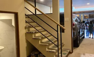 Makati 4bed townhouse rental