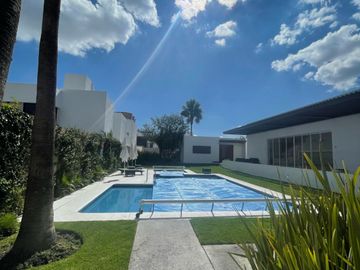 ¡Casa en Condominio Hacienda Juriquilla Santa Fe Disponible Ahora!