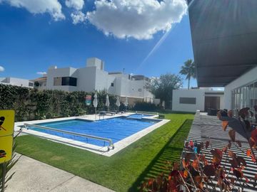 ¡Casa en Condominio Hacienda Juriquilla Santa Fe Disponible Ahora!