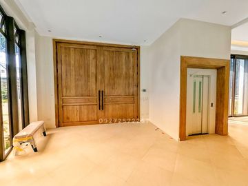 Brand New Modern House with Pool in Ayala Alabang Village for Sale 2025