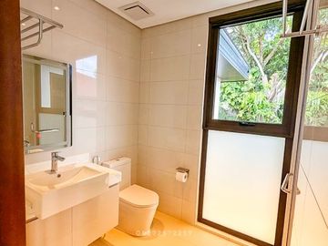 Brand New Modern House with Pool in Ayala Alabang Village for Sale 2025