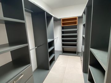 Casa en venta en Punta del Este a 2 cuadras de Walmart