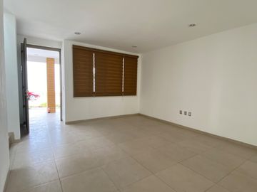 Casa en venta en Punta del Este a 2 cuadras de Walmart