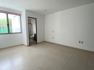 Casa en venta en Punta del Este a 2 cuadras de Walmart