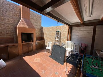 CASA DE VENTA EN CONJUNTO SECTOR SANGOLQUÍ