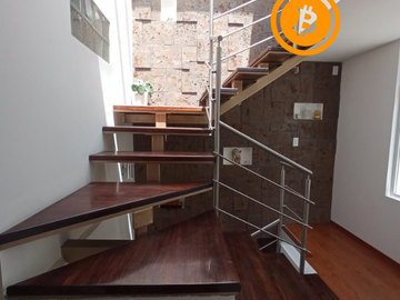 Acepto Bitcoin Venta Casa Sector Condado, Urb. Condado del Magisterio $89.900 Área: 135 m²