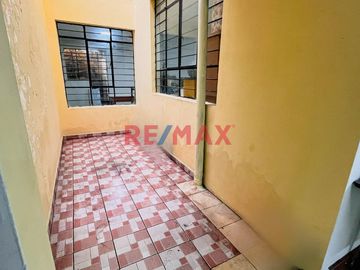 Se Vende Departamento Y/O Local Comercial En Breña